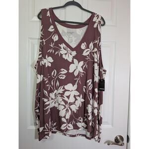 Torrid size 5 Super soft V-neck tank with white floral